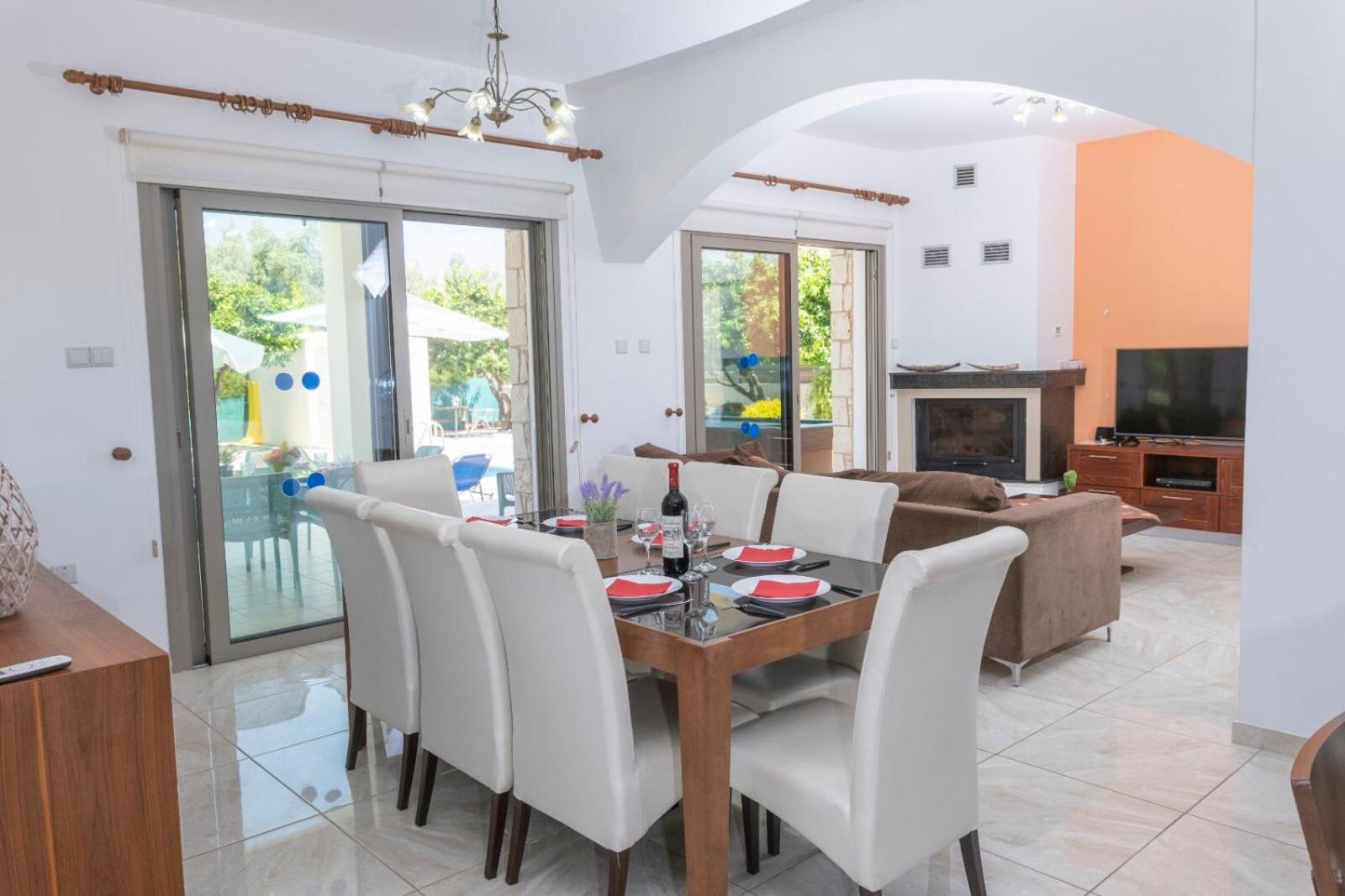 Rafaella Villa- Pvt Pool-near Sea/beach Willa